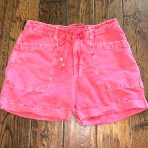 Sundance raspberry drawstring waist shorts size Medium